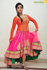 shamna-kasim-latest-pictures-200-00230