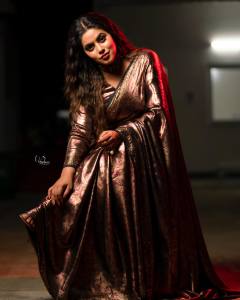 shamna-kasim-latest-pictures-in-saree-002