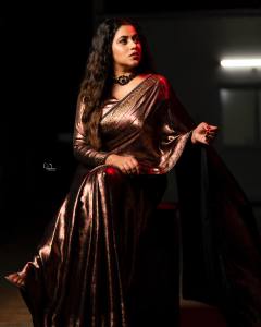 shamna-kasim-latest-pictures-in-saree-006