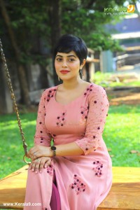 shamna-kasim-latest-stills-039-00559