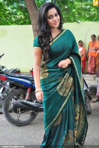 shamna-kasim-latest-stills-357-00431
