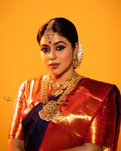 shamna-kasim-new-look-in-saree-photoshoot-01-002