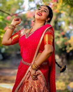 shamna-kasim-new-look-photos-091-006