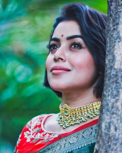 shamna kasim new saree photos-004