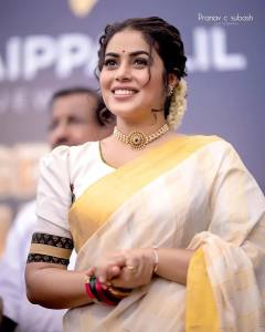 shamna-kasim-photos-in-set-saree-007