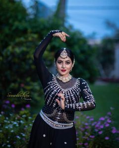 shamna kasim photoshoot-011