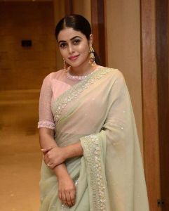 shamna-kasim-poorna-instagram-photos-001