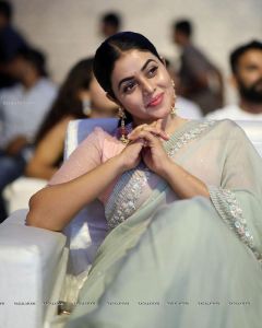 shamna-kasim-poorna-instagram-photos