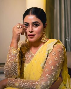 shamna-kasim-poorna-latest-movie-photos-malayalam-014