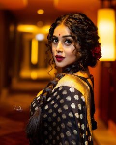 shamna-kasim-poorna-new-photos-hd-2022-009