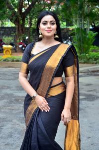 shamna-kasim-stills-665-0028