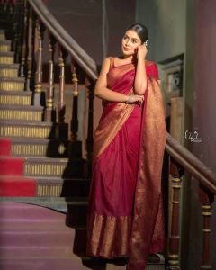 shamna-kasim-viral-photos-in-red-saree-012