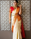 shamna-kasim-in-bridal-look-photos-006