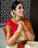 shamna-kasim-in-bridal-look-photos-009