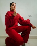 shamna-kasim-wearing-red-jumpsuit-photos-009