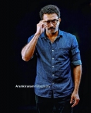 shine-tom-chacko-latest-photos-004