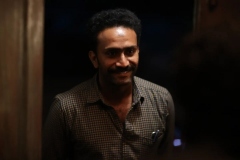 shine-tom-chacko-latest-photos-008