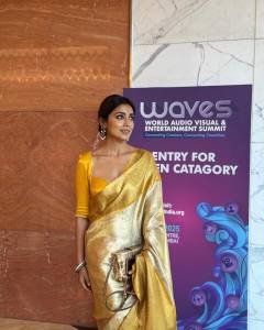 shriya-saran-glamour-photoshoot-pictures-024