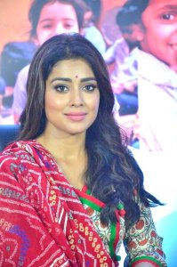 shriya-saran-images-96380