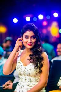 shriya-saran-images-download18