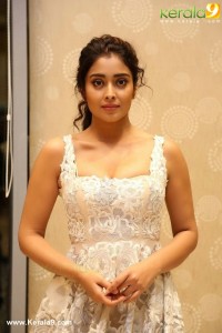 shriya-saran-latest-event-photos-029_8767_1234_temp95