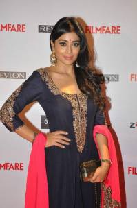 shriya-saran-latest-images-00265