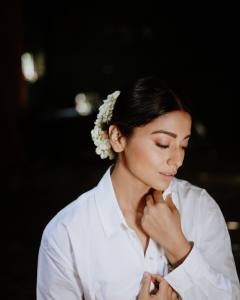 shriya-saran-latest-images-009