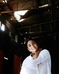 shriya-saran-latest-images-014