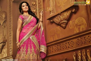 shriya-saran-latest-photos-100-00810