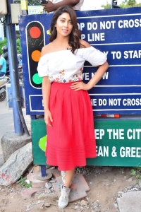 shriya-saran-latest-photos-111-00112