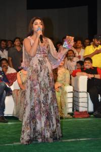 shriya-saran-latest-photos-444-00127