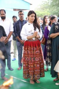 shriya-saran-latest-pictures-093932-360