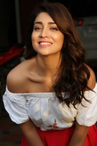 shriya-saran-latest-pictures-333-00452
