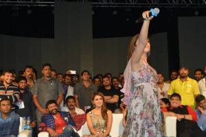 shriya-saran-latest-stills-000-00151