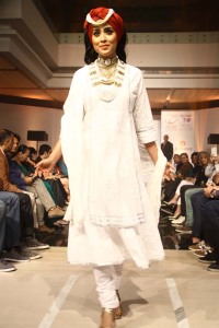 shriya-saran-latest-stills92