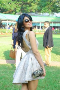 shriya-saran-new-photos-00121