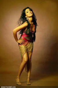 shriya-saran-photoshoot-00124
