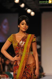 shriya-saran-photoshoot-00781
