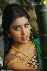 shriya-saran-pics18