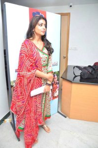 shriya-saran-pictures-12359