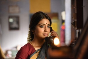 shriya-saran-stills-778-00125