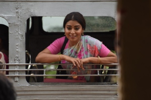 shriya-saran-stills-77815