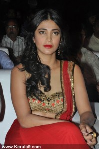 shruthi-haasan-latest-photos-03461