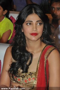 shruthi-haasan-latest-stills-00539