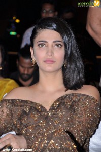 shruthi-hassan-latest-pics-20025