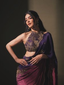 shruti-haasan-in-Royal-Deep-Purple-with-Gold-Accents-Satin-Silk-saree-paired-with-a-matching-low-back-embellished-blouse-photos-003
