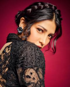 shruti-haasan-latest-photos-040