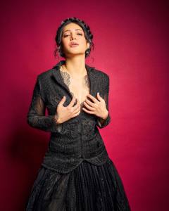 shruti-haasan-latest-photos-047