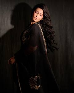 shruti-haasan-latest-photos-075