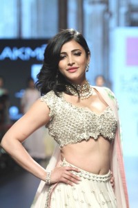 shruti-haasan-latest-photos-100-00120